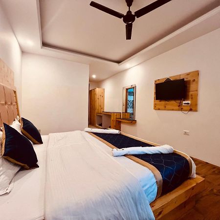 The Radhika - A Luxury Resort In Mountains มะนาลี ภายนอก รูปภาพ