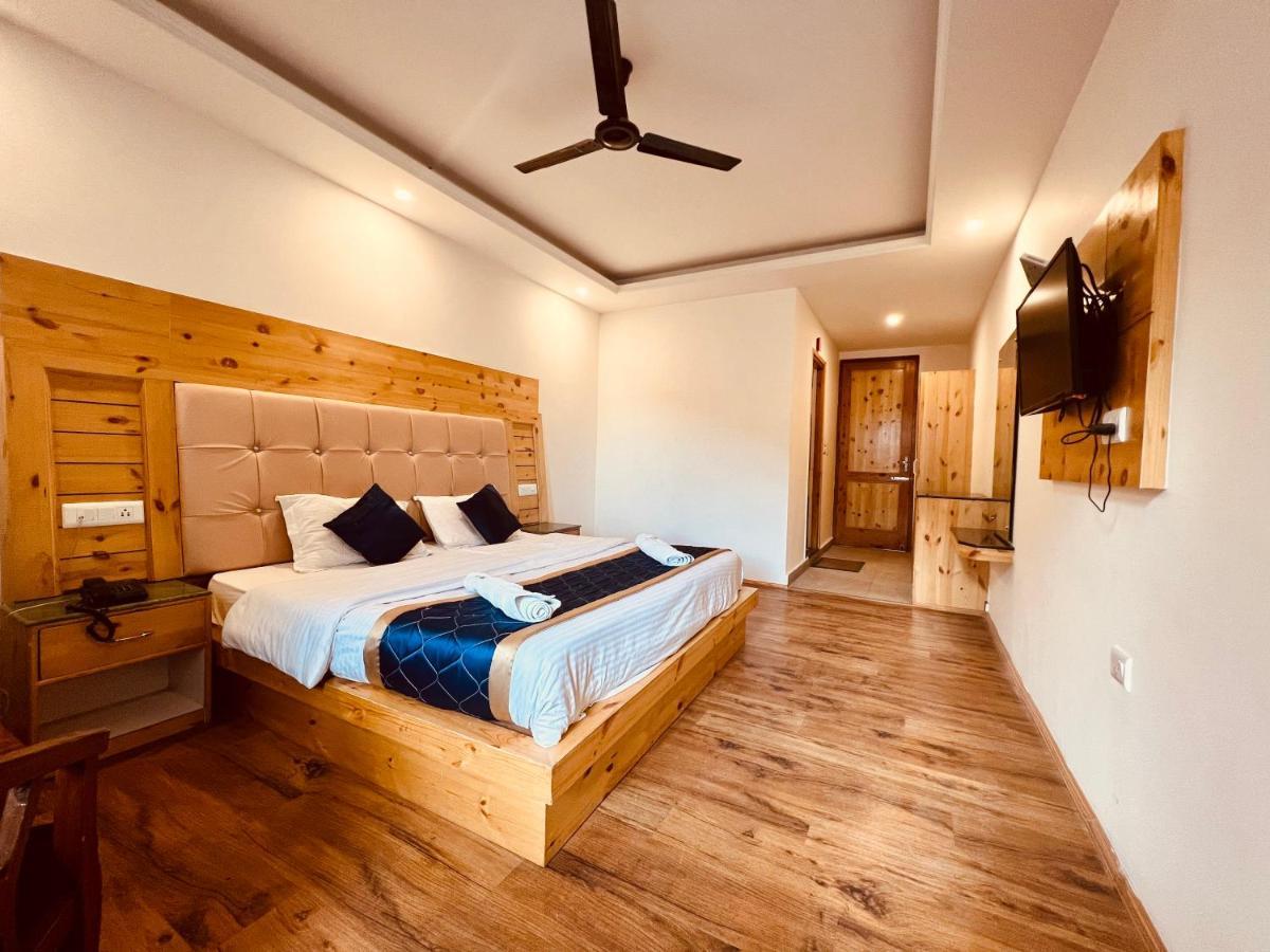 The Radhika - A Luxury Resort In Mountains มะนาลี ภายนอก รูปภาพ
